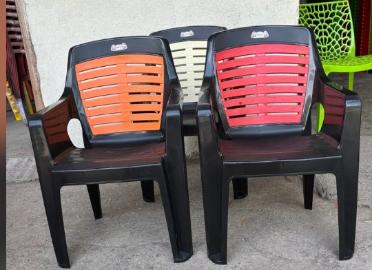 Irest Dc Plastic Chair With Handle